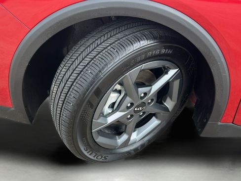 Used 2025 Kia K4 FWD image 28