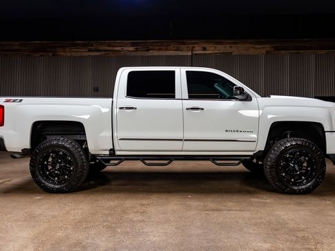 Used 2016 Chevrolet Silverado 1500 LTZ Z71 image 10