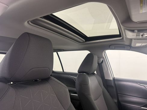 Used 2025 Toyota RAV4 XLE w/ Convenience Package image 13