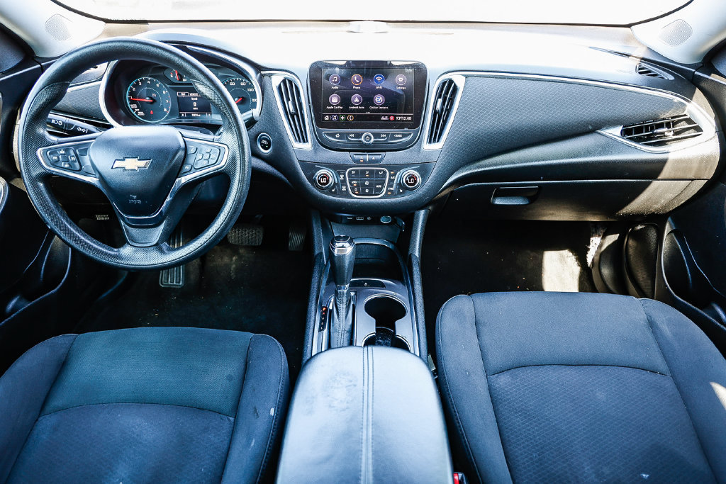 Used 2020 Chevrolet Malibu LT FWD image 18