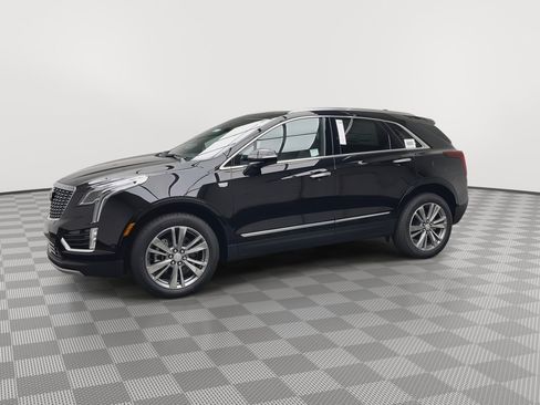 Used 2026 Cadillac XT5 Premium Luxury w/ LPO, Floor Liner Package AWD/4WD image 39