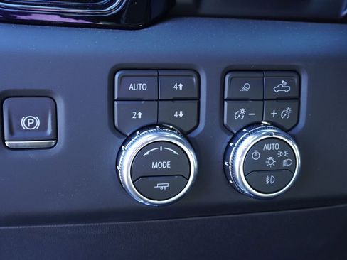 New 2026 GMC Sierra 1500 AT4X AWD/4WD image 19