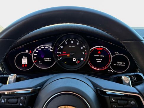 Used 2022 Porsche Panamera 4 image 50