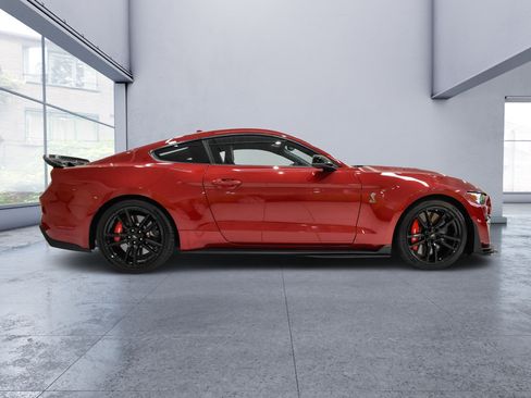 Used 2020 Ford Mustang Shelby GT500 w/ Technology Package RWD image 6