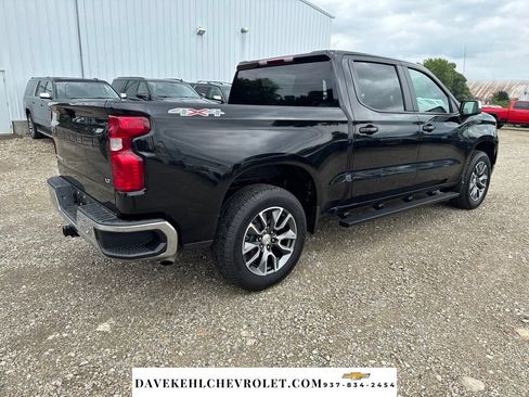 Used 2025 Chevrolet Silverado 1500 LT AWD/4WD image 7