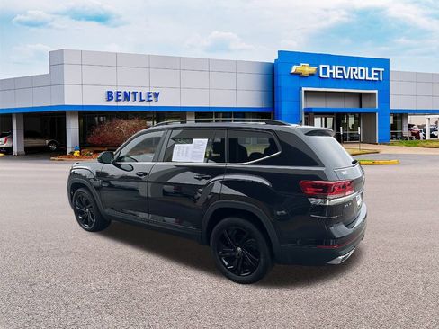 Used 2022 Volkswagen Atlas SE image 3