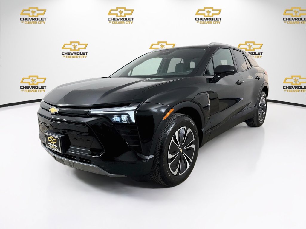 Used 2024 Chevrolet Blazer EV LT AWD/4WD image 3