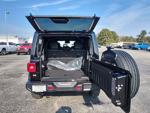 New 2026 Jeep Wrangler Sahara image 18