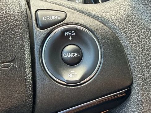 Used 2016 Honda HR-V EX image 33