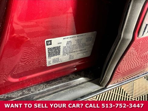 Used 2019 Buick Enclave Essence FWD image 17