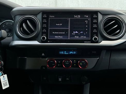 Used 2022 Toyota Tacoma SR5 image 23