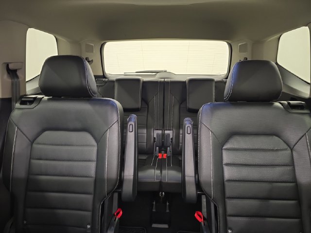 Used 2023 Volkswagen Atlas SEL Premium AWD/4WD image 24