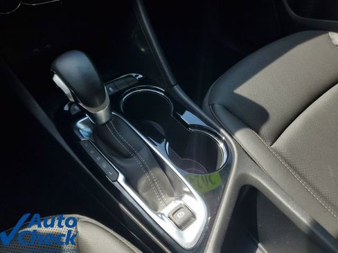 Used 2024 Buick Encore GX Sport Touring w/ Advanced Technology Package FWD image 27