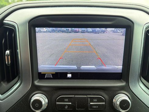 Used 2019 GMC Sierra 1500 Elevation w/ Elevation Value Package AWD/4WD image 18