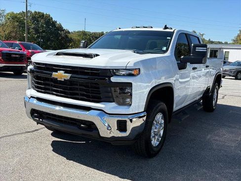 Certified 2024 Chevrolet Silverado 3500 W/T w/ WT Convenience Package image 4