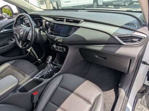 Used 2023 Buick Encore GX Essence w/ Experience Buick Package FWD image 17