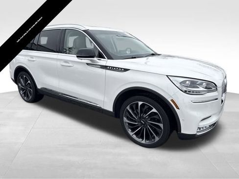 Certified 2023 Lincoln Aviator Reserve w/ Equipment Group 201A image 11