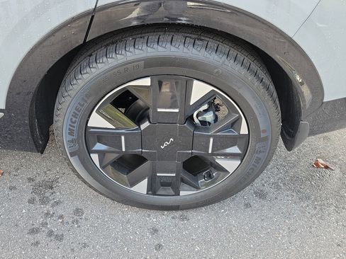 Certified 2026 Kia Sportage SX image 42