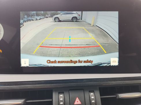 Used 2024 Lexus ES 250 w/ Premium Package image 17