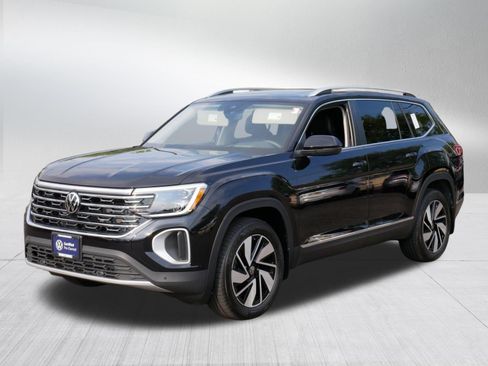 Used 2026 Volkswagen Atlas SEL AWD/4WD image 3