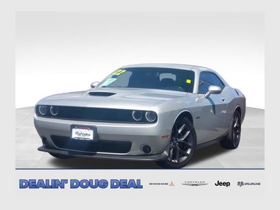 Used 2022 Dodge Challenger R/T w/ Blacktop Package