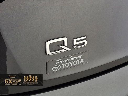 Used 2024 Audi Q5 e Prestige w/ Prestige Package image 36