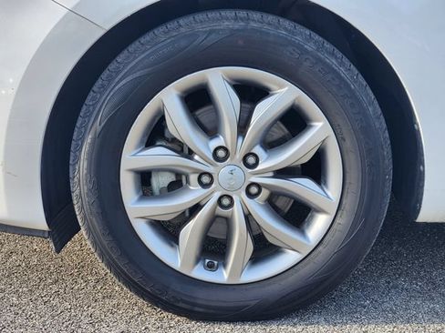 Used 2020 Kia Sedona EX FWD image 11