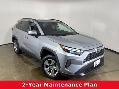 Used 2025 Toyota RAV4 XLE image 1