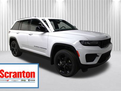 New 2025 Jeep Grand Cherokee Altitude