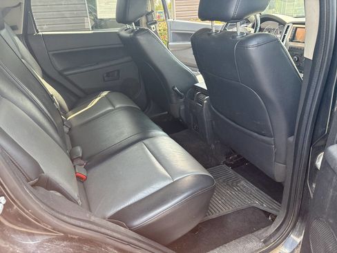 Used 2008 Jeep Grand Cherokee Laredo image 9