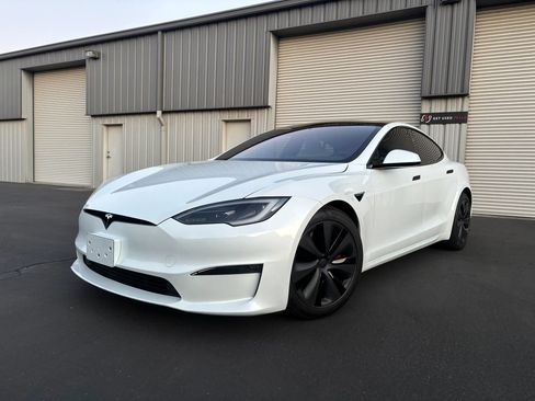 Used 2023 Tesla Model S Plaid AWD/4WD image 4