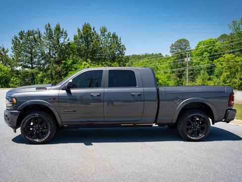 Used 2022 RAM 2500 Limited AWD/4WD image 13