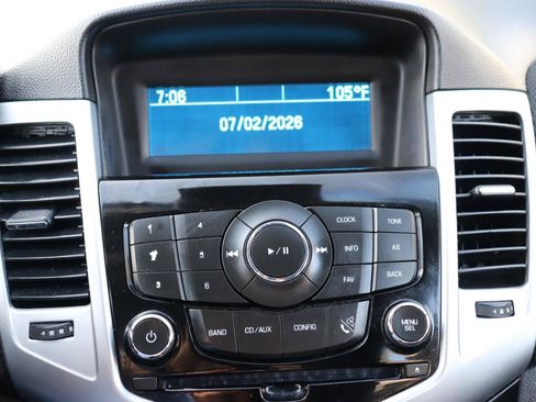 Used 2016 Chevrolet Cruze LT FWD image 29