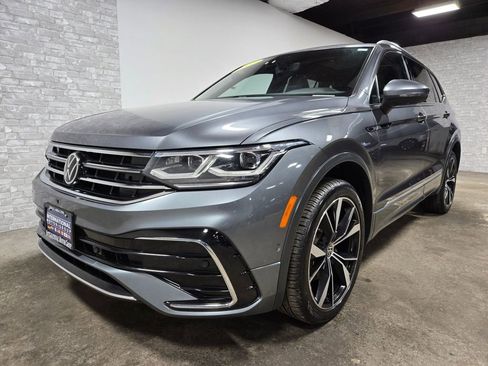Used 2022 Volkswagen Tiguan SEL R-Line AWD/4WD image 5