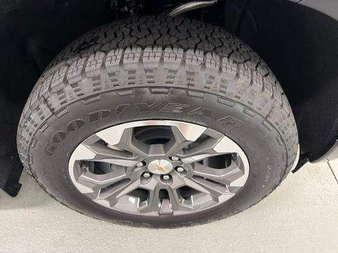 New 2026 Chevrolet Silverado 1500 High Country w/ Technology Package AWD/4WD image 4