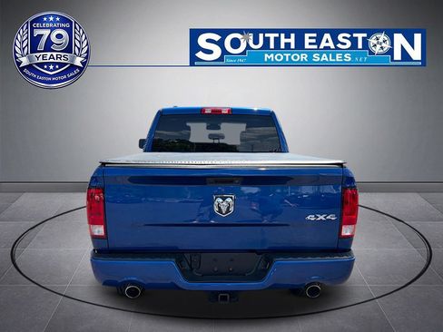 Used 2018 RAM 1500 Express AWD/4WD image 4