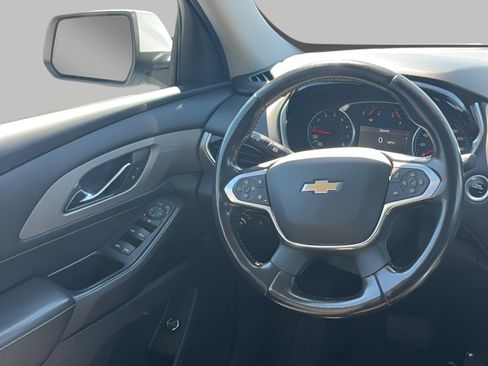 Used 2021 Chevrolet Traverse LT AWD/4WD image 40