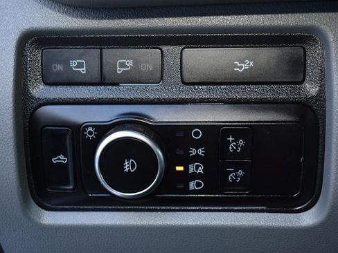 Used 2023 Ford F250 XLT w/ XLT Premium Package image 16