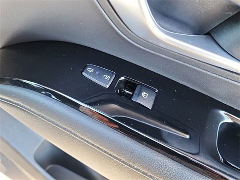 Used 2024 Hyundai Santa Cruz Limited image 17