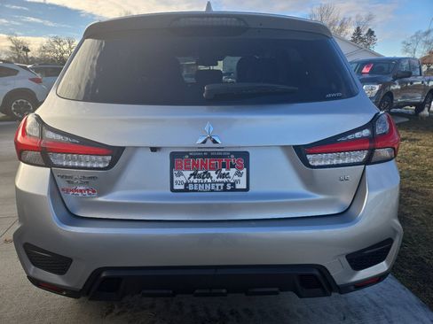 Used 2024 Mitsubishi Outlander Sport SE image 5