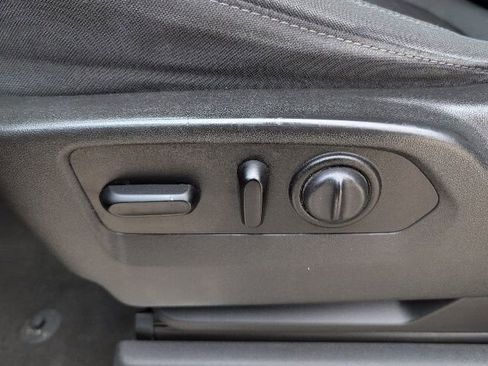 Used 2020 Chevrolet Silverado 1500 LT w/ Texas Edition image 13