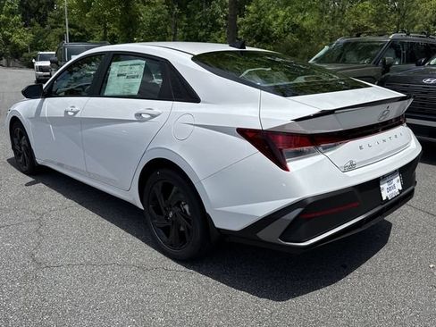 New 2026 Hyundai Elantra Sport FWD image 5