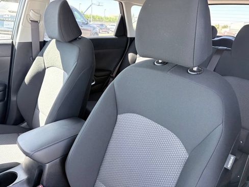 Used 2025 Kia Soul S FWD image 10