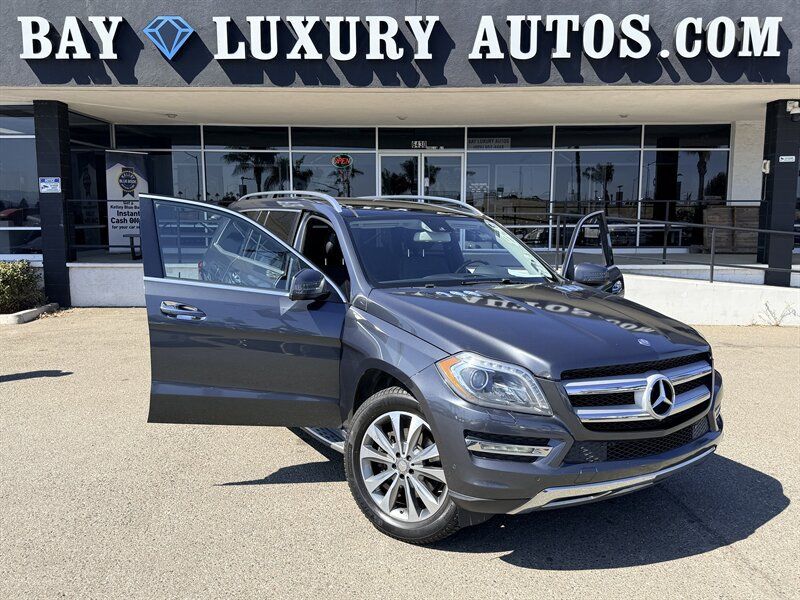 Used 2015 Mercedes-Benz GL 450 4MATIC image 36