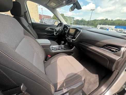 Used 2019 Chevrolet Traverse LT AWD/4WD image 22