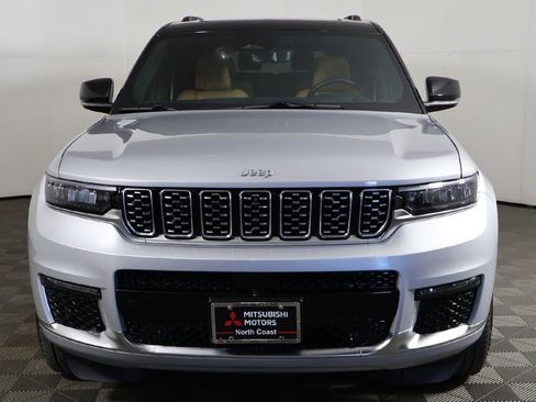 Used 2024 Jeep Grand Cherokee L Summit w/ Advanced Protech Group IV image 17