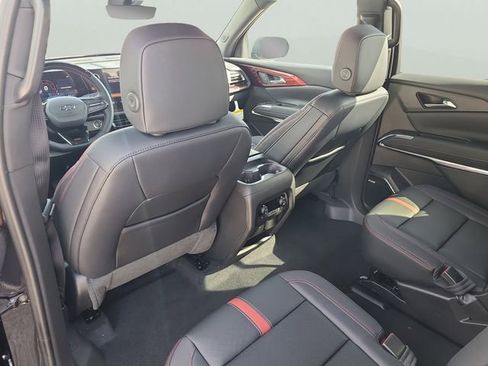 New 2026 Chevrolet Traverse RS image 17