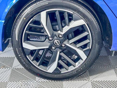 Certified 2024 Nissan Versa SR w/ Trunk Package image 11