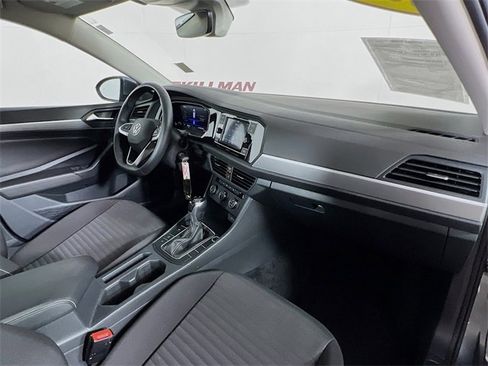 Used 2024 Volkswagen Jetta S image 34
