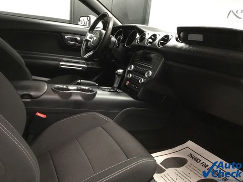 Used 2017 Ford Mustang Convertible image 38